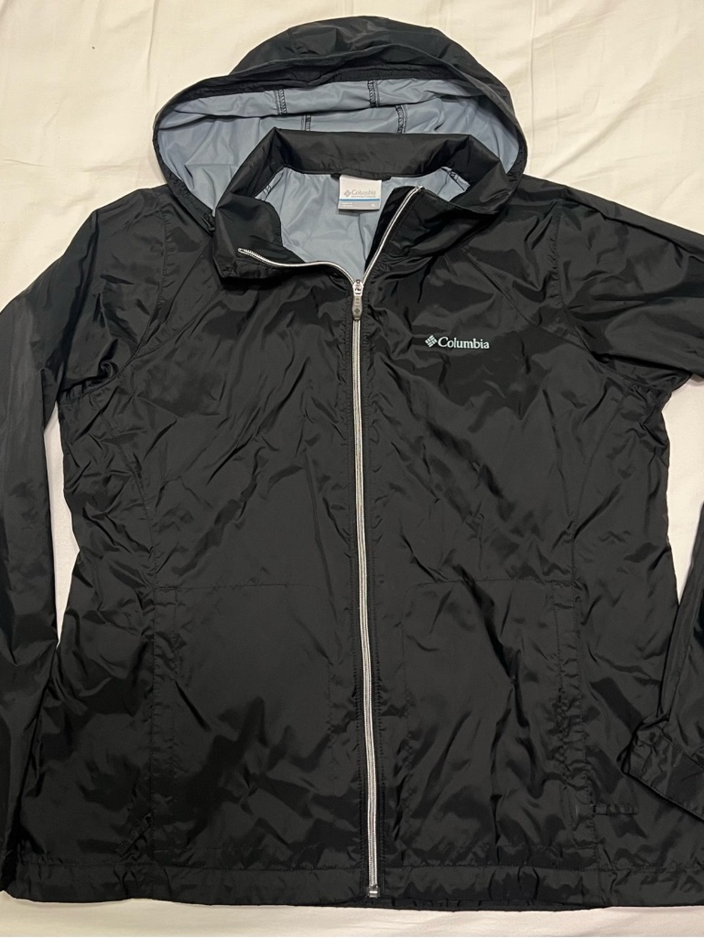 Columbia Black Hooded Packable Windbreaker